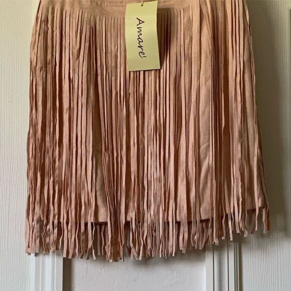 Amare' Women's Pink Fringe Skirt Size M Party‎ Cocktail Skirt - Picture 1 of 11